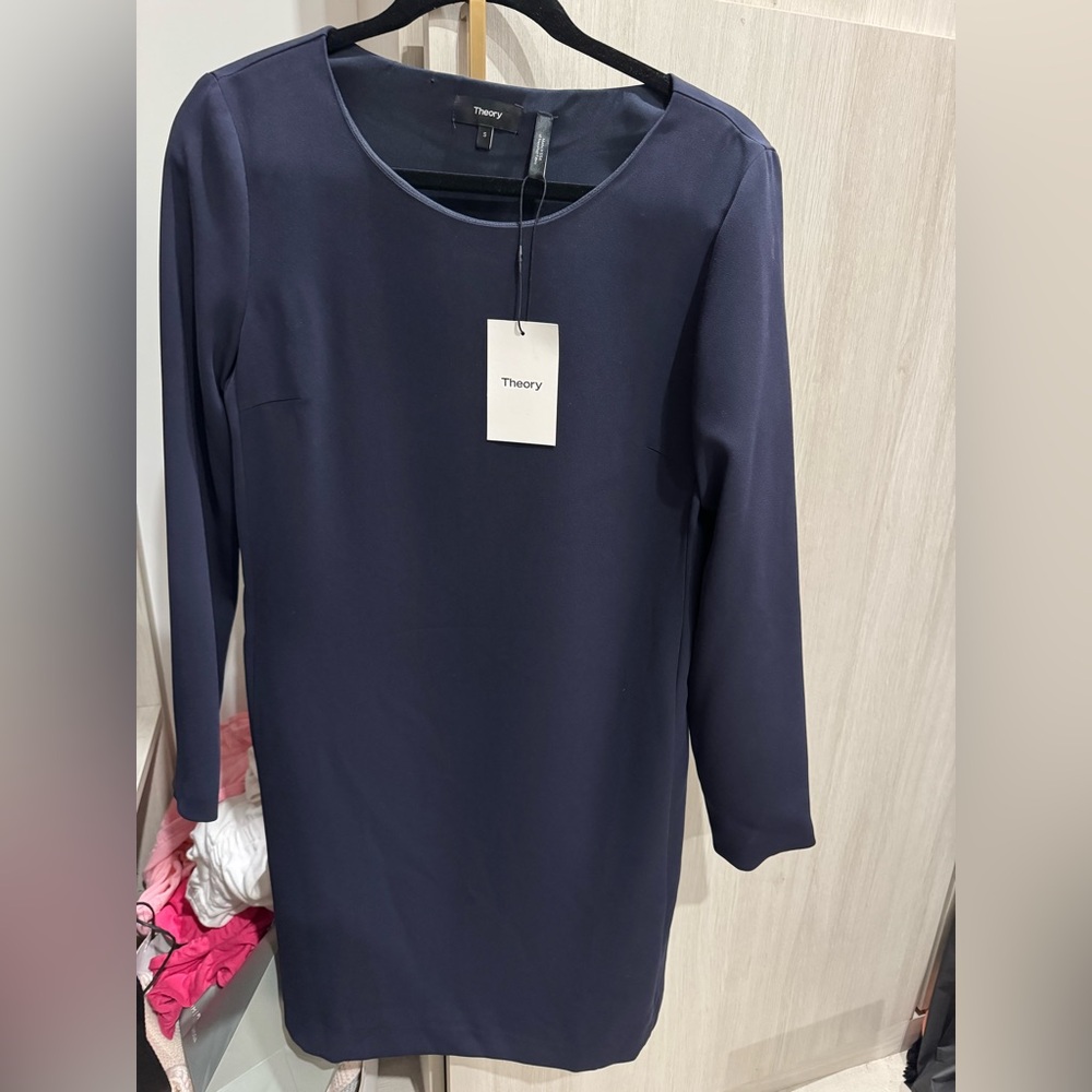 NWT Theory shift Dress - Small